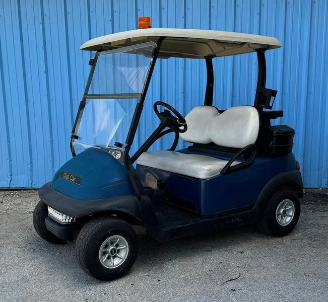 2011 CLUB CAR Precedent Electric Golf Car 2011 CLUB CAR Precedent Electric Golf Car
